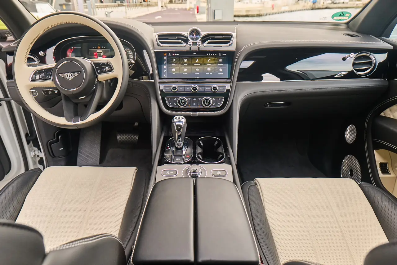Bentley Bentayga V8-S 2024, dashboard — Rome Luxury Cars, Rome. Bentley Bentayga V8-S in Rome Renting the 2024 Bentley Bentayga V8-S in Rome provides a…