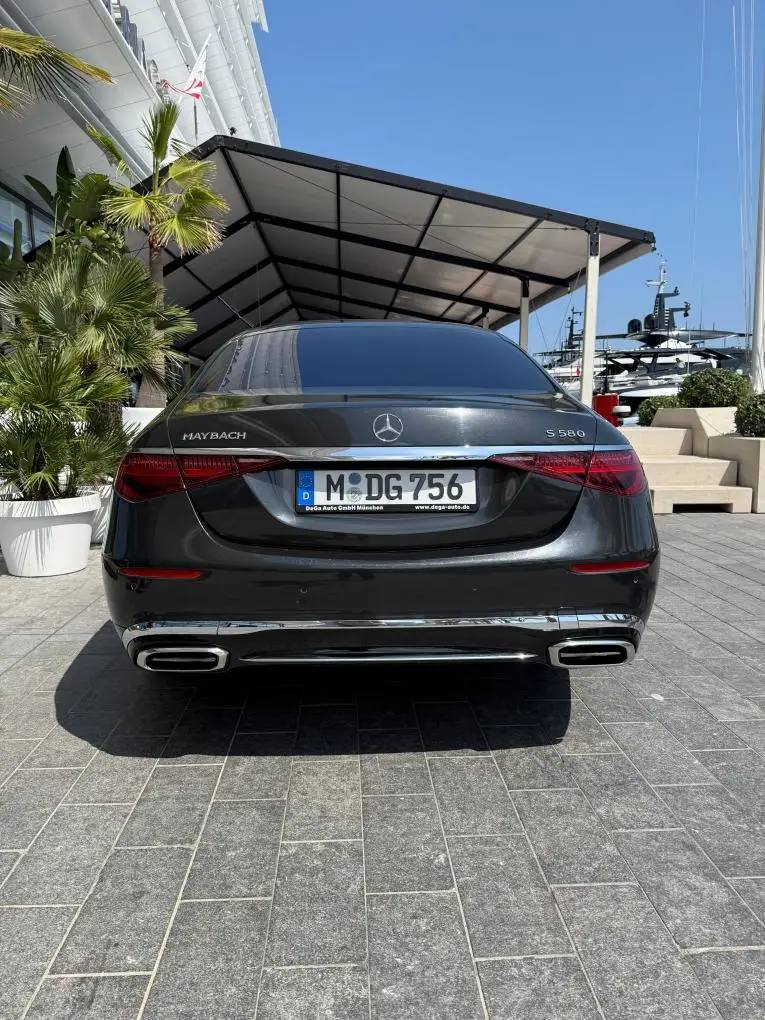 Maybach S580 2023, exterior — Rome Luxury Cars, Rome. Maybach S580 in Rome The 2023 Maybach S580 is available for luxury hire in Rome,…