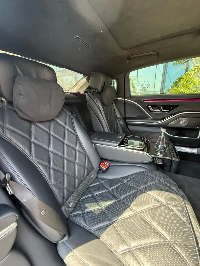 Maybach S580 2023, interior — Rome Luxury Cars, Rome. Maybach S580 in Rome The 2023 Maybach S580 is available for luxury hire in Rome,…